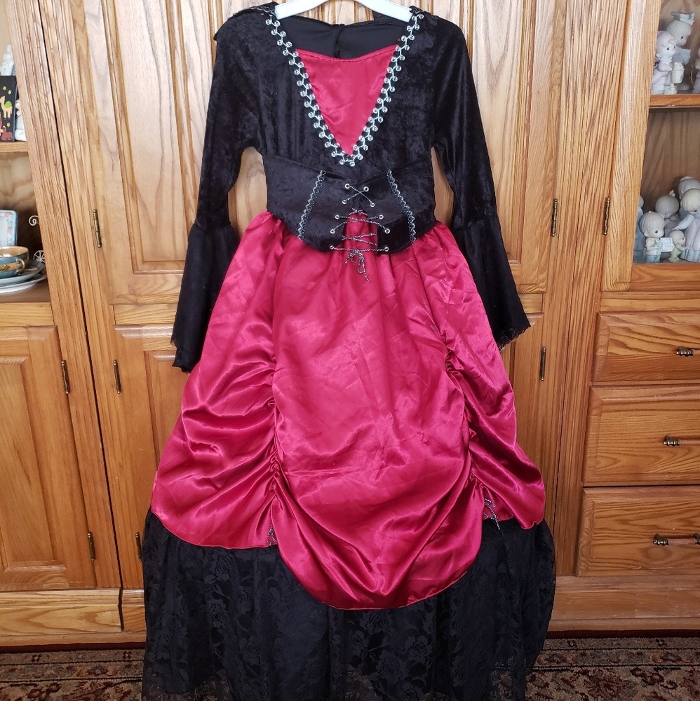 girls Gothic Vampire or Pirate costume